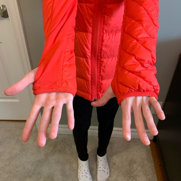 NWOT Lululemon Red Fall/Spring Jacket for Runners - Picture 14 of 16